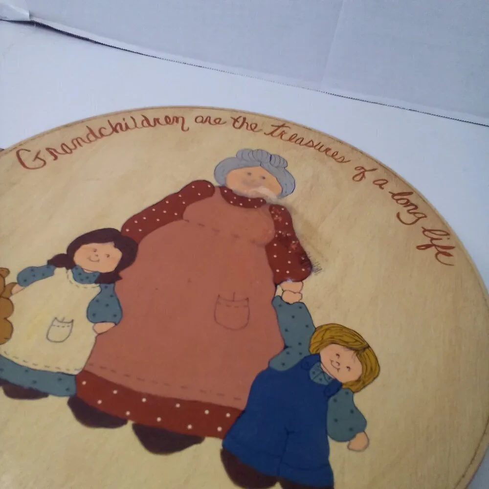 Vintage Round Cheese Box Painted Grandchildren Grandmother Cottagecore FLAW 10